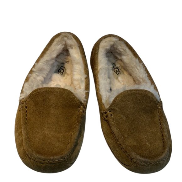 UGG Ascot Slippers - Picture 1 of 11
